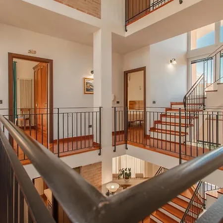 Casa Villino Dei Poeti Villa