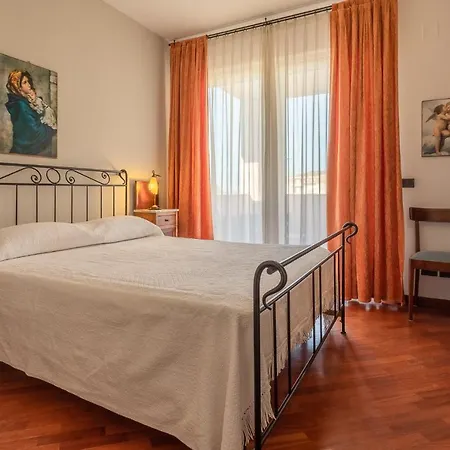 Casa Villino Dei Poeti Villa