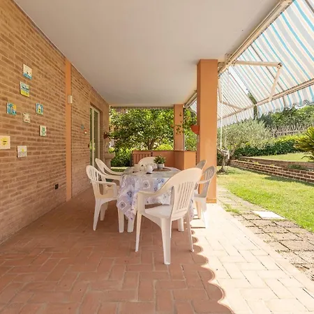 Casa Villino Dei Poeti Pineto
